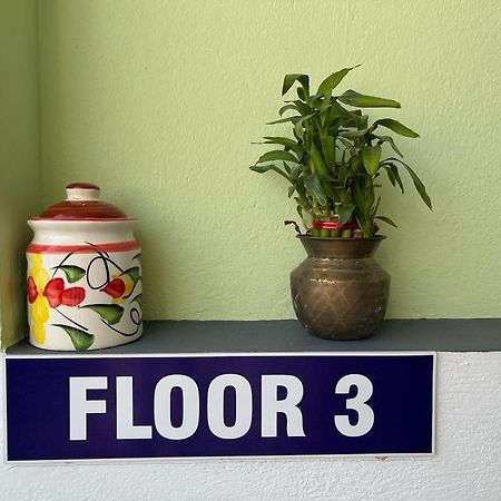 Chez Prabha Homestay Пондичерри Экстерьер фото