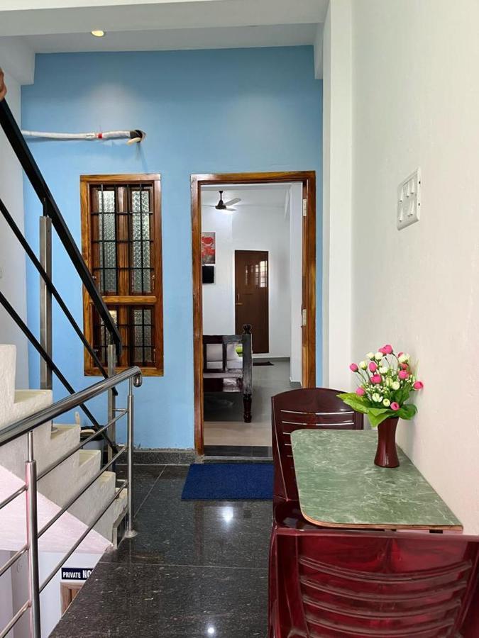 Chez Prabha Homestay Пондичерри Экстерьер фото