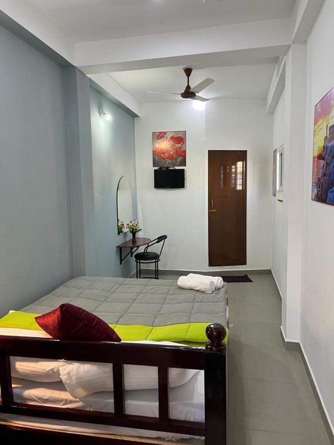 Chez Prabha Homestay Пондичерри Экстерьер фото