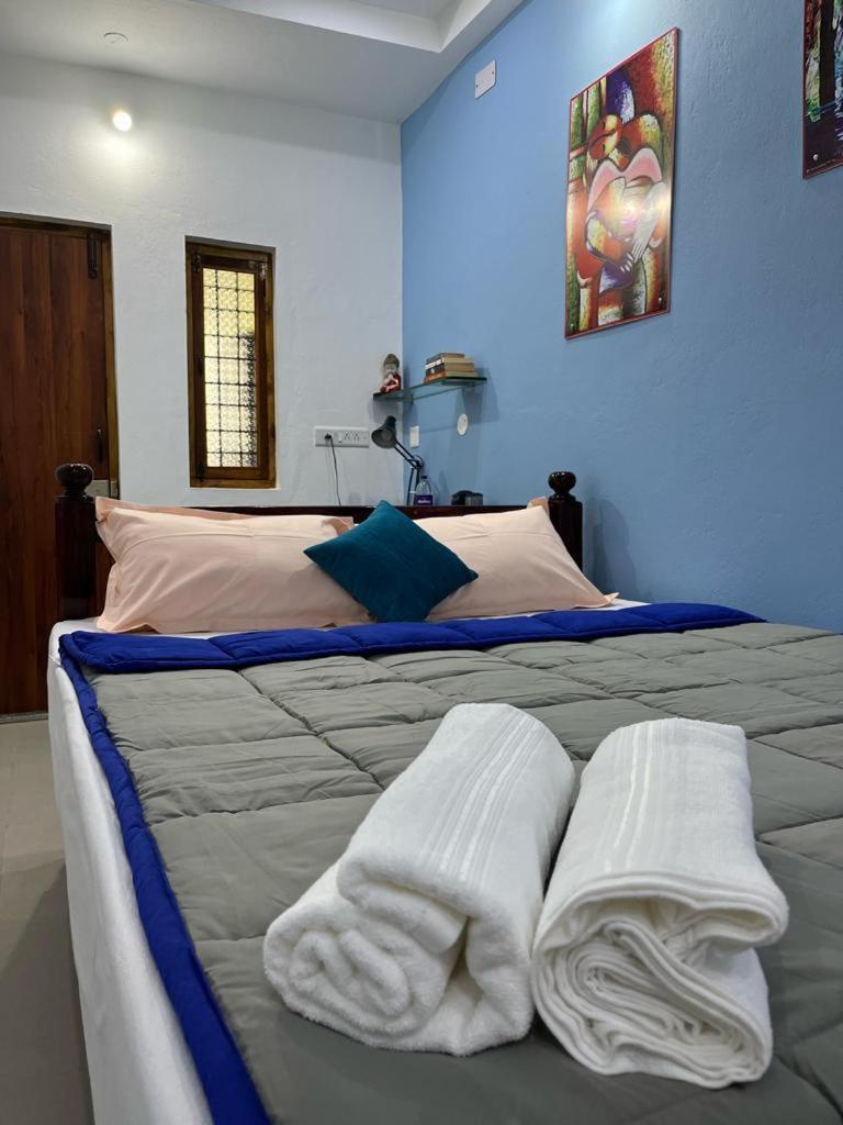 Chez Prabha Homestay Пондичерри Экстерьер фото