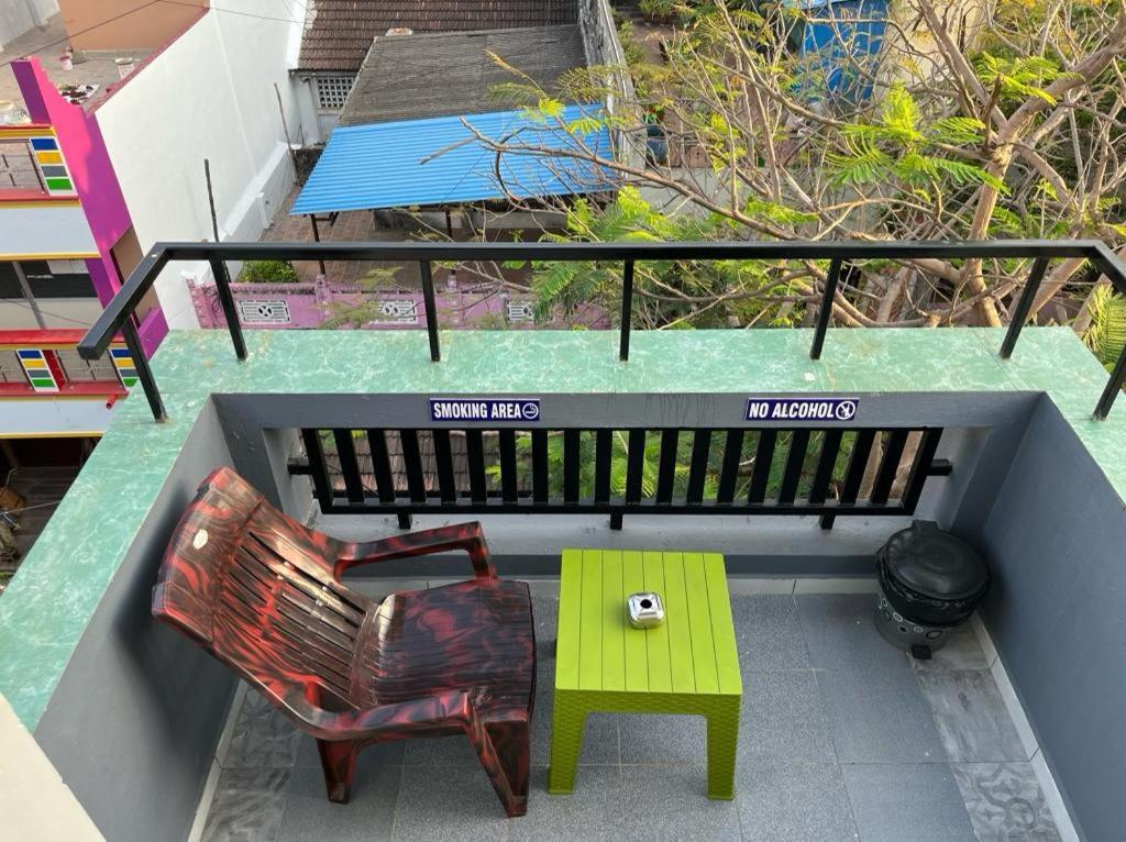 Chez Prabha Homestay Пондичерри Экстерьер фото